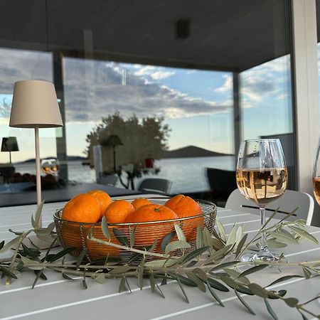 Buqez Eco Resort - Beachfront 20 & House 42 Drage Bagian luar foto
